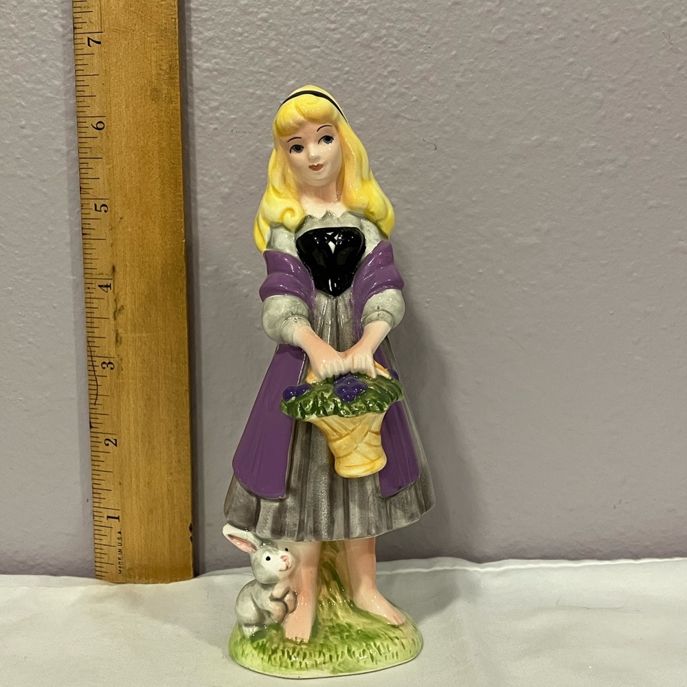 Disney Princess Aurora figurine